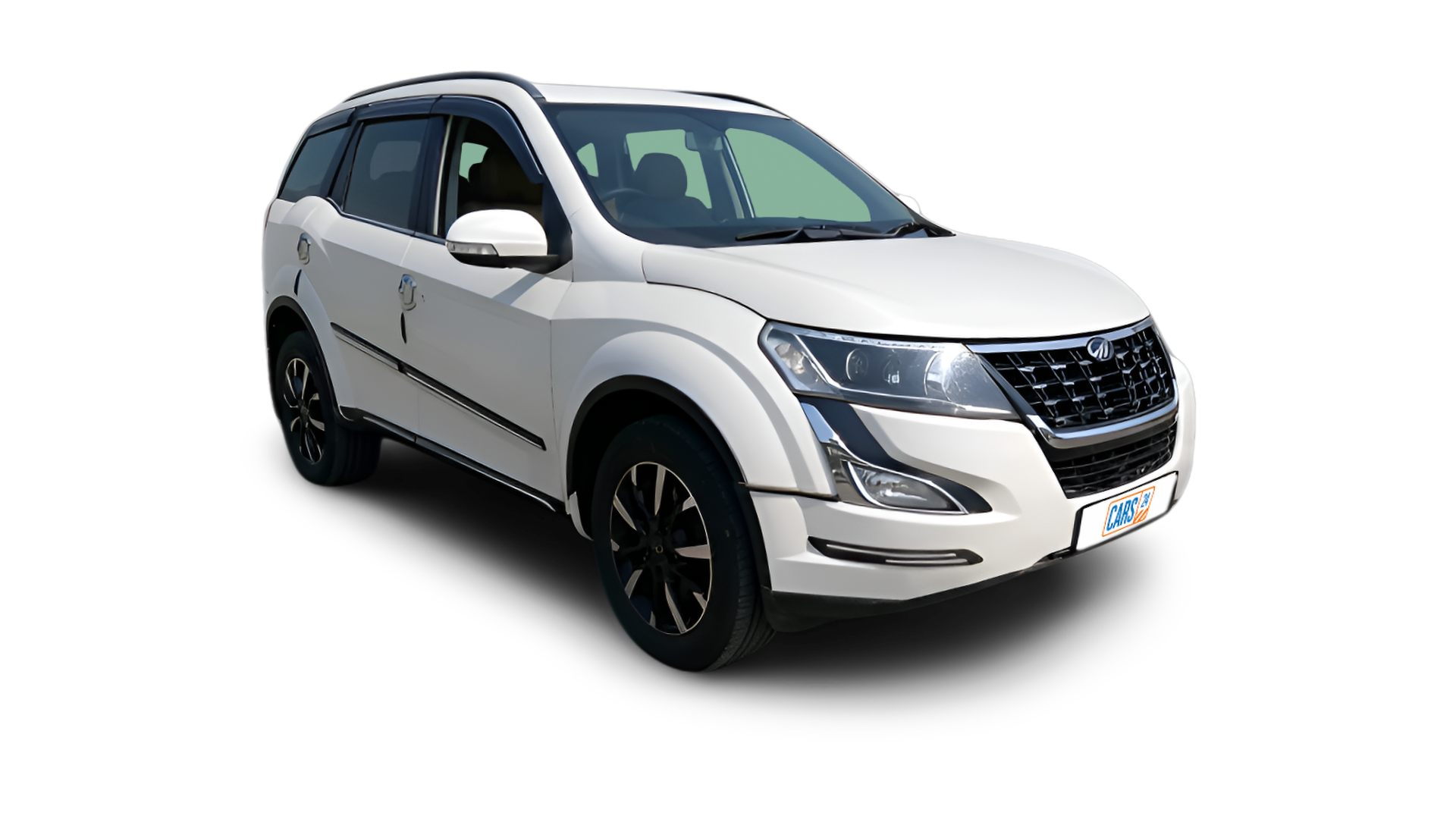Mahindra XUV500-img